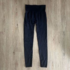 Navy Outdoor Voices Leggings
